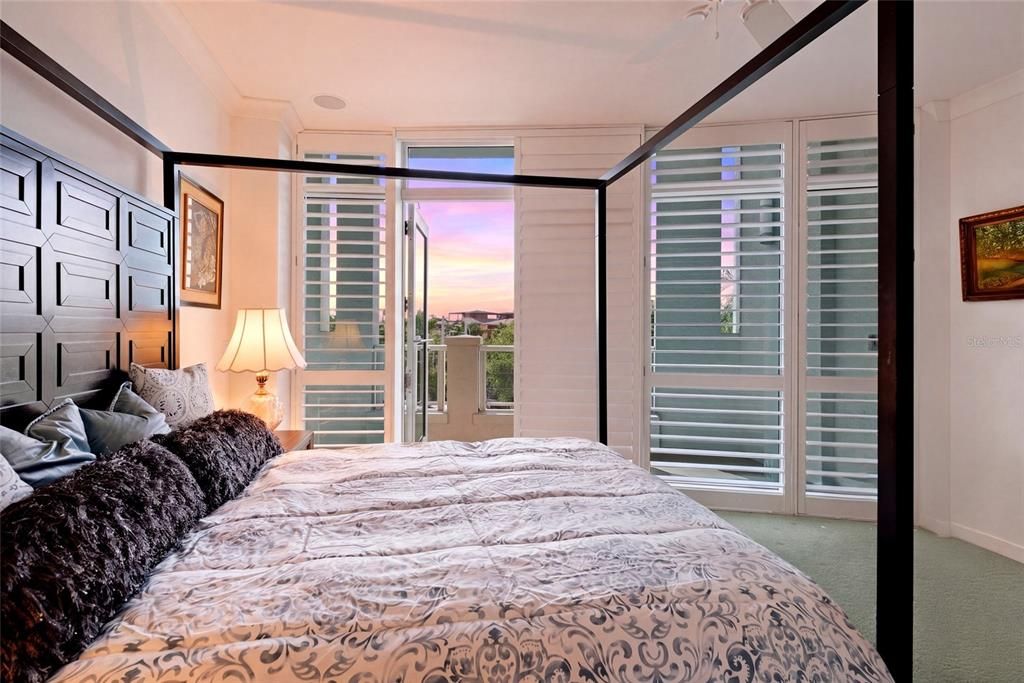 For Sale: $1,749,000 (2 beds, 2 baths, 2265 Square Feet)