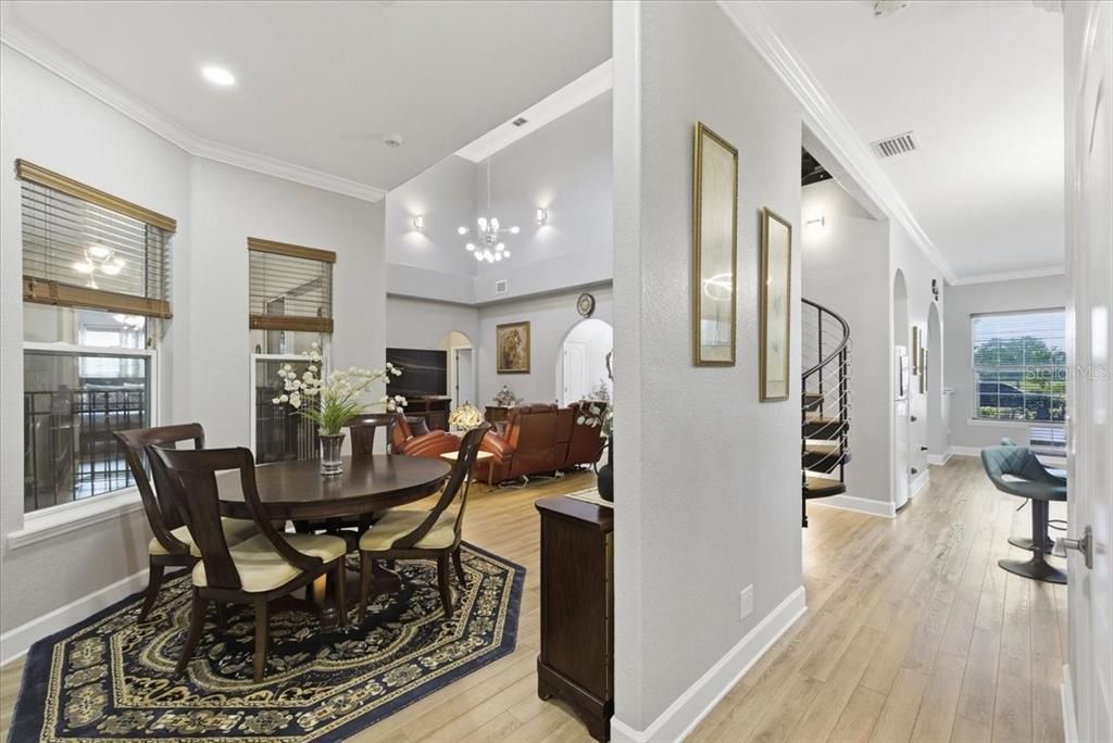 En Venta: $950,000 (4 camas, 3 baños, 3484 Pies cuadrados)