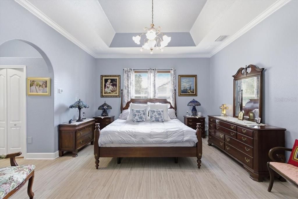 En Venta: $950,000 (4 camas, 3 baños, 3484 Pies cuadrados)
