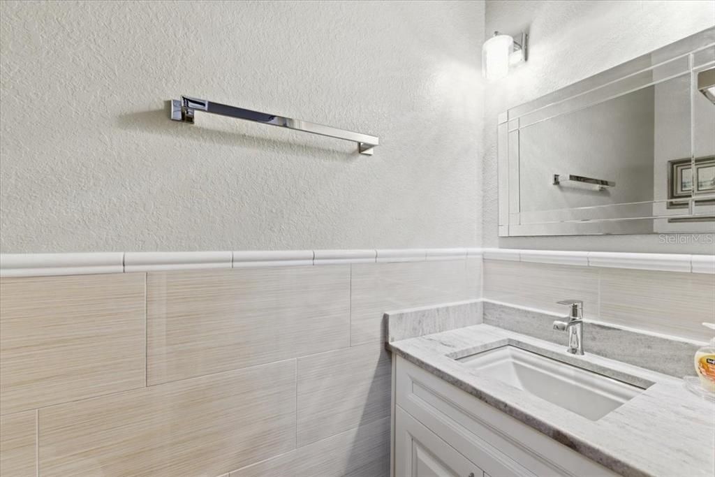 En Venta: $950,000 (4 camas, 3 baños, 3484 Pies cuadrados)