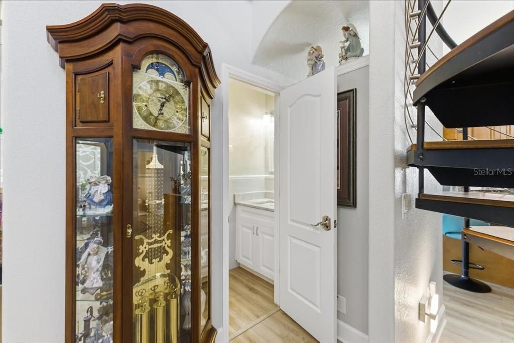 En Venta: $950,000 (4 camas, 3 baños, 3484 Pies cuadrados)