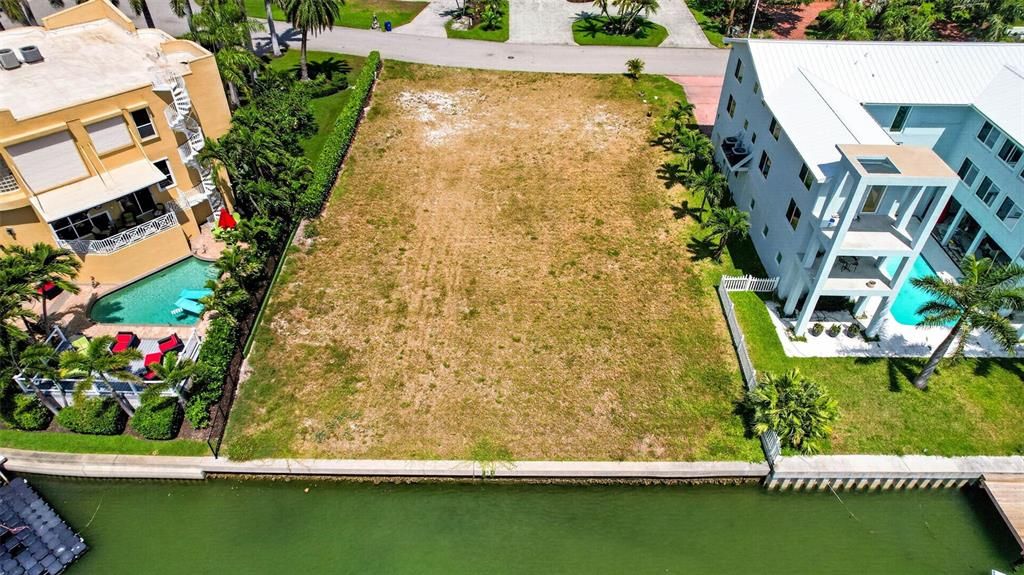 For Sale: $1,650,000 (0.26 acres)