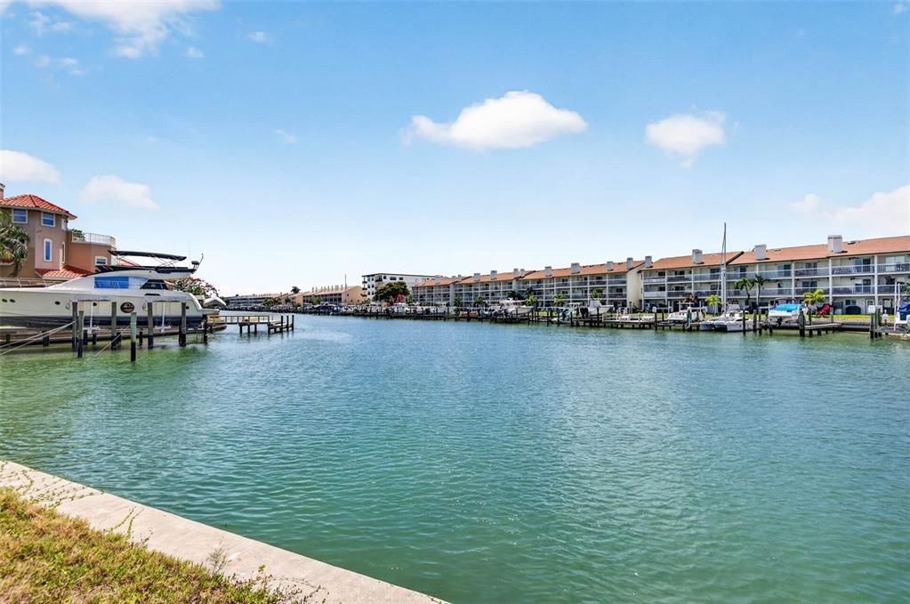 For Sale: $1,650,000 (0.26 acres)