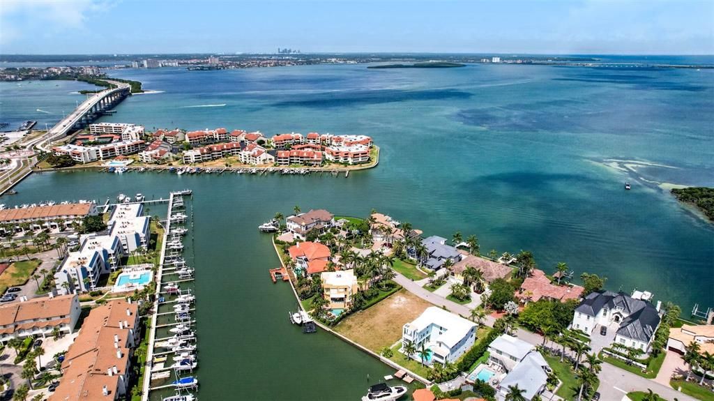 For Sale: $1,650,000 (0.26 acres)