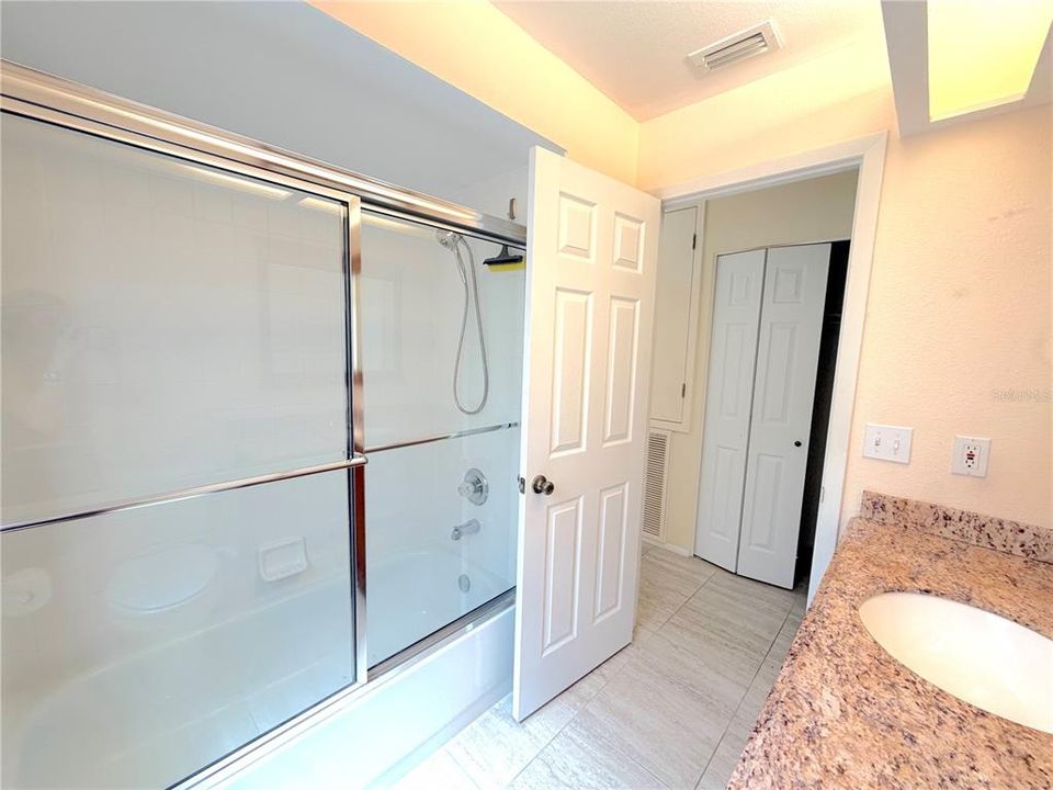 For Sale: $416,000 (2 beds, 2 baths, 1659 Square Feet)