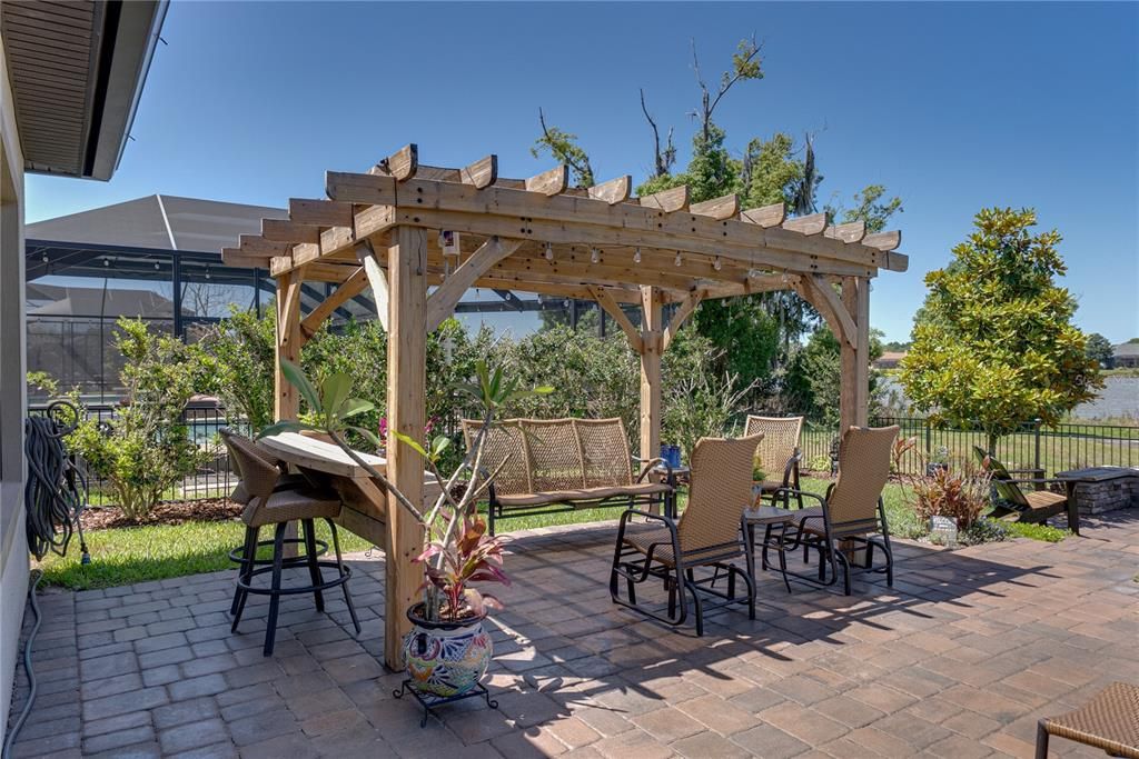 For Sale: $919,000 (3 beds, 3 baths, 2544 Square Feet)