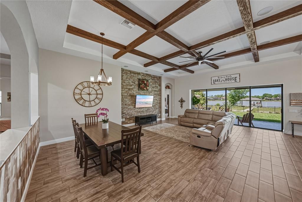 For Sale: $919,000 (3 beds, 3 baths, 2544 Square Feet)