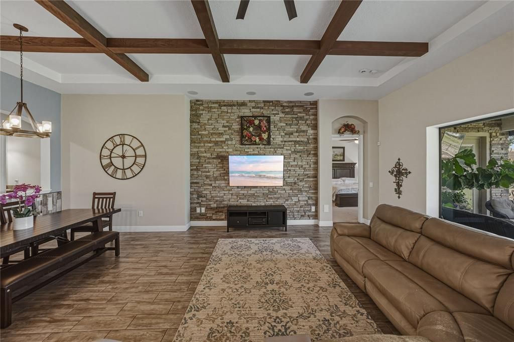 For Sale: $919,000 (3 beds, 3 baths, 2544 Square Feet)