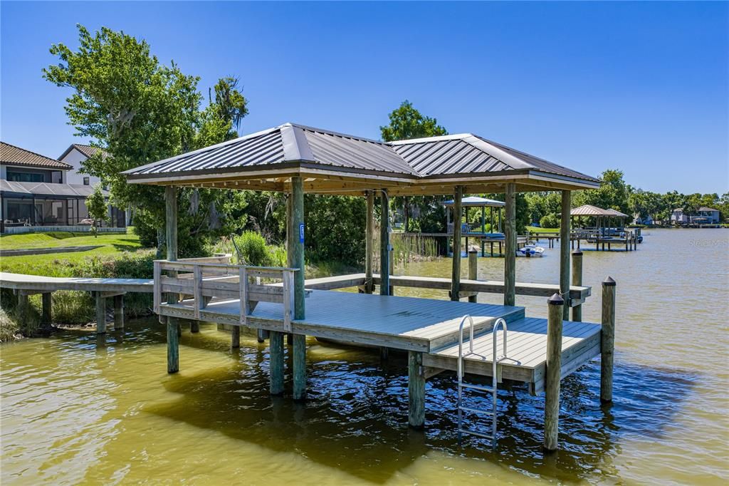 For Sale: $919,000 (3 beds, 3 baths, 2544 Square Feet)