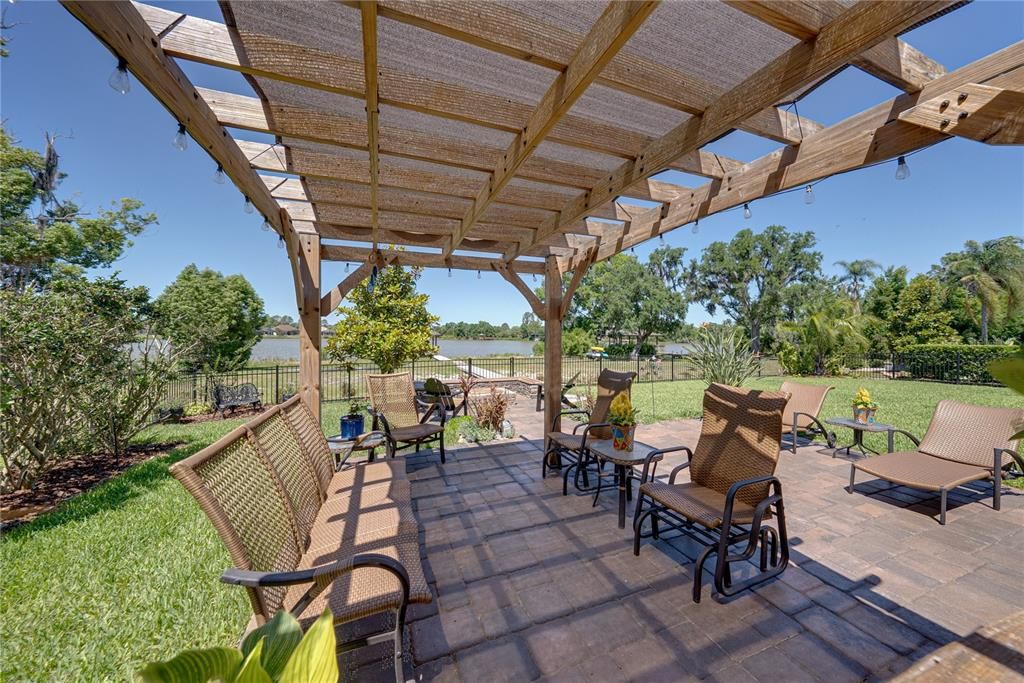 For Sale: $919,000 (3 beds, 3 baths, 2544 Square Feet)