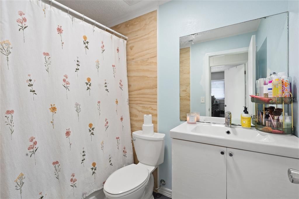 Active With Contract: $515,000 (4 beds, 0 baths, 1880 Square Feet)