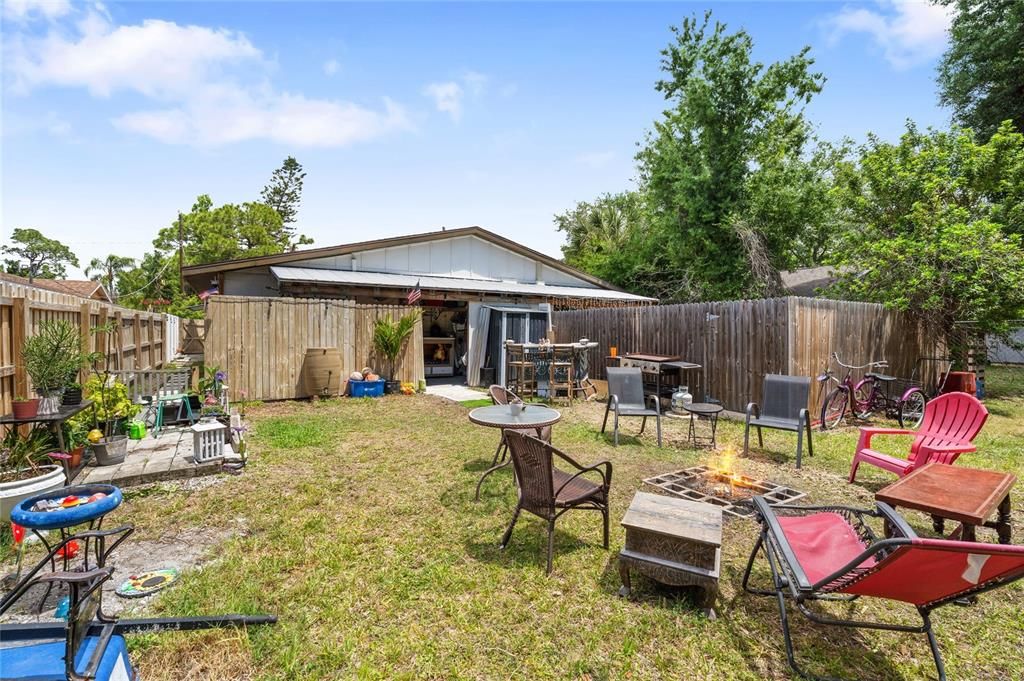 Active With Contract: $515,000 (4 beds, 0 baths, 1880 Square Feet)