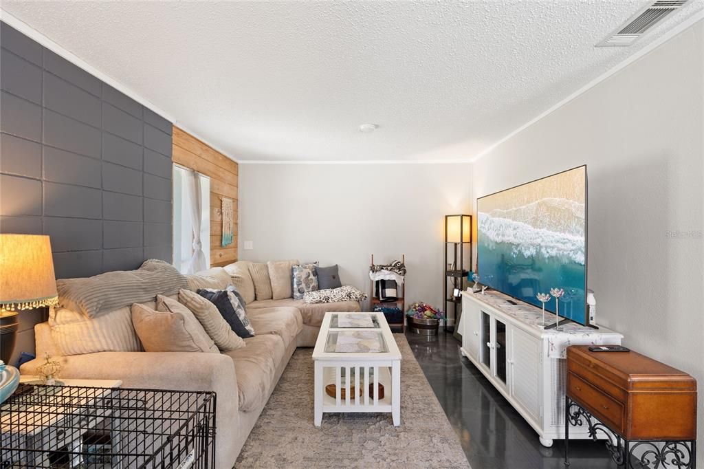 Active With Contract: $515,000 (4 beds, 0 baths, 1880 Square Feet)