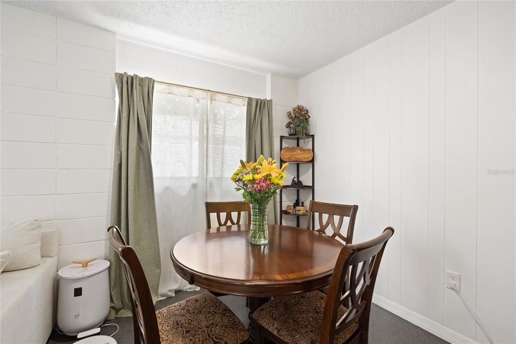 Active With Contract: $515,000 (4 beds, 0 baths, 1880 Square Feet)