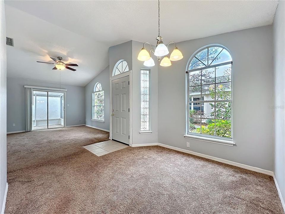 For Sale: $295,000 (3 beds, 2 baths, 1109 Square Feet)