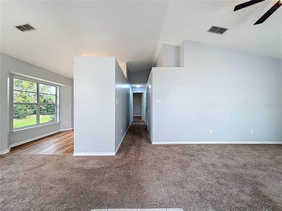 For Sale: $295,000 (3 beds, 2 baths, 1109 Square Feet)