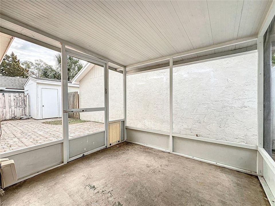 For Sale: $295,000 (3 beds, 2 baths, 1109 Square Feet)