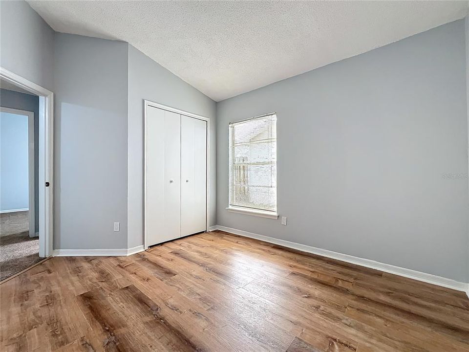 For Sale: $295,000 (3 beds, 2 baths, 1109 Square Feet)