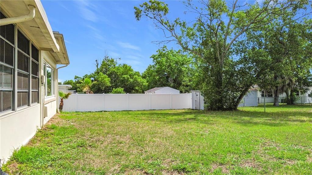 Activo con contrato: $167,000 (2 camas, 1 baños, 1028 Pies cuadrados)