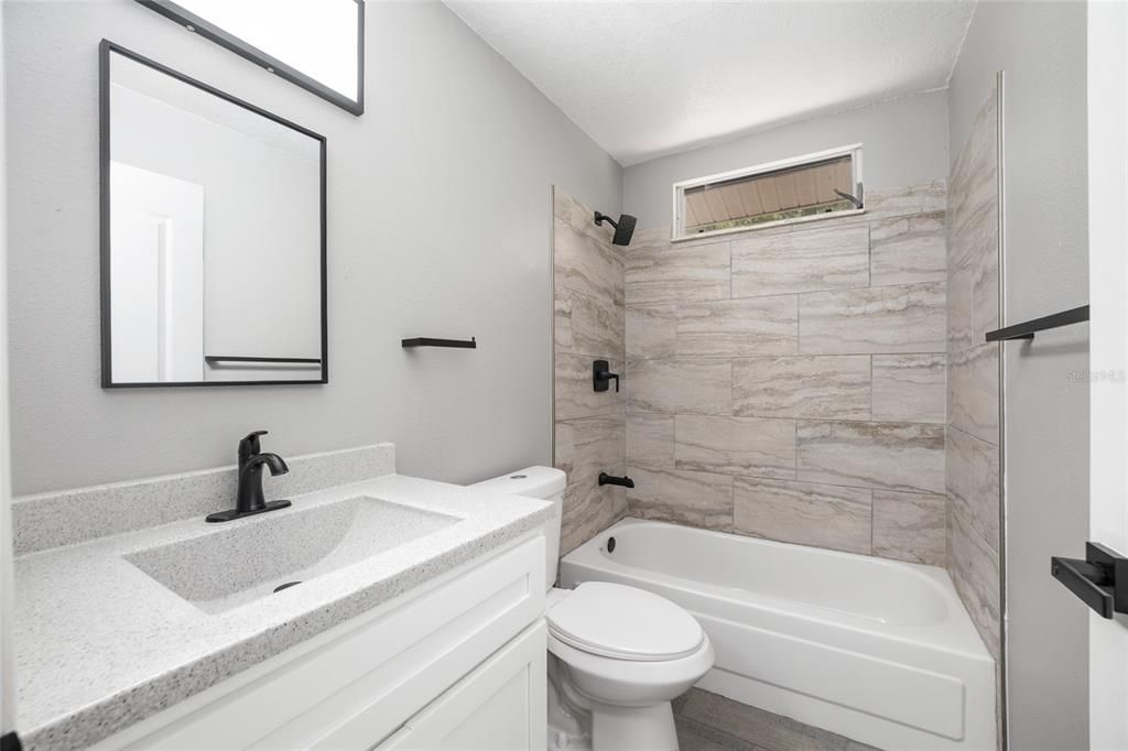 For Sale: $253,000 (3 beds, 2 baths, 1416 Square Feet)