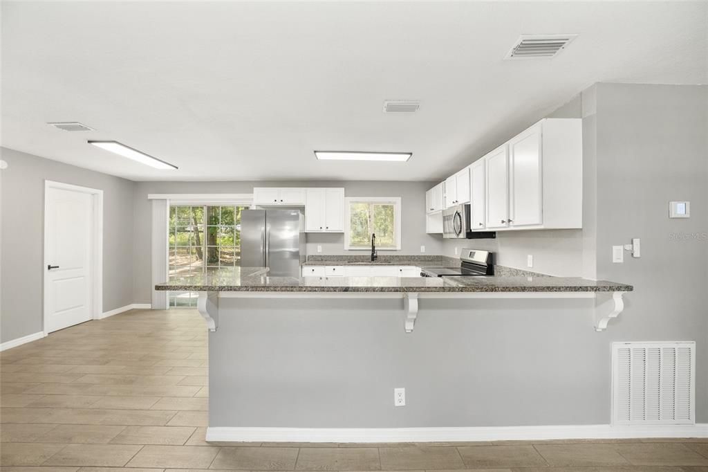 For Sale: $253,000 (3 beds, 2 baths, 1416 Square Feet)