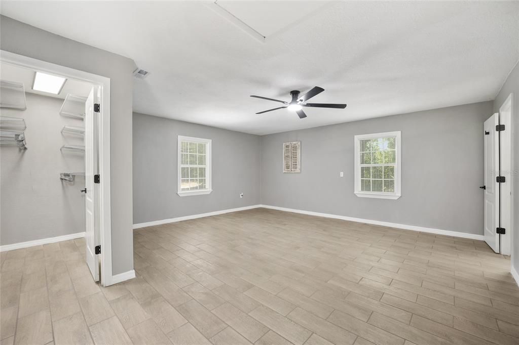 For Sale: $253,000 (3 beds, 2 baths, 1416 Square Feet)