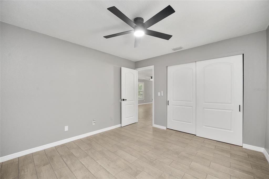 For Sale: $253,000 (3 beds, 2 baths, 1416 Square Feet)