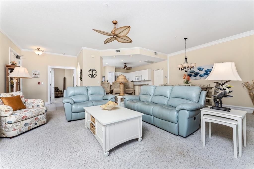 For Sale: $419,000 (3 beds, 2 baths, 1545 Square Feet)