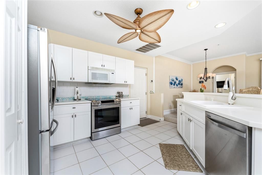 For Sale: $419,000 (3 beds, 2 baths, 1545 Square Feet)