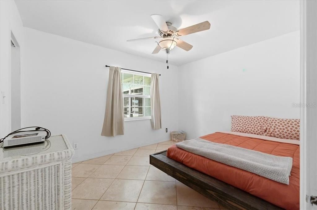 For Sale: $300,000 (3 beds, 2 baths, 1849 Square Feet)
