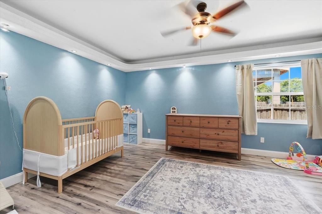 For Sale: $300,000 (3 beds, 2 baths, 1849 Square Feet)
