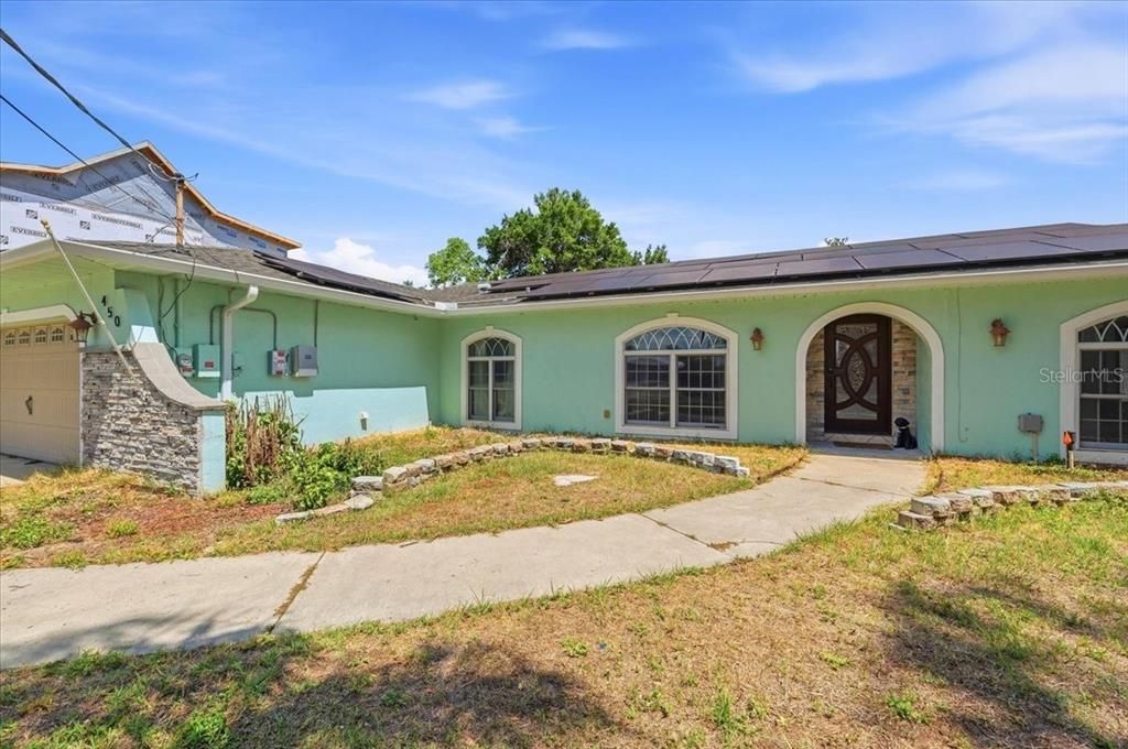 For Sale: $300,000 (3 beds, 2 baths, 1849 Square Feet)