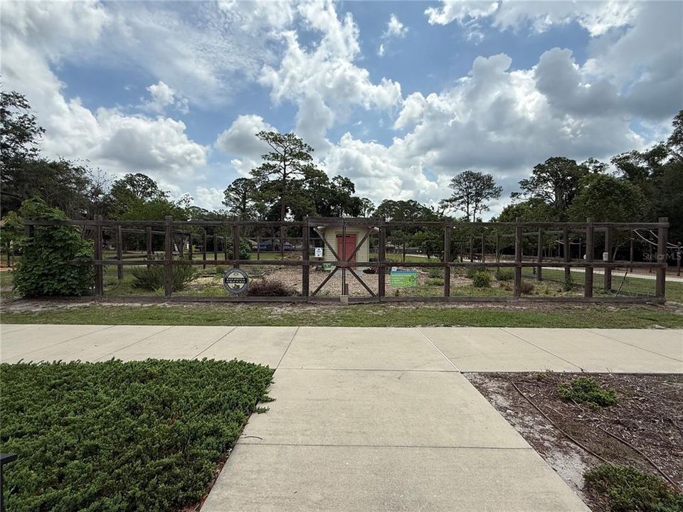 На продажу: $170,000 (0.25 acres)