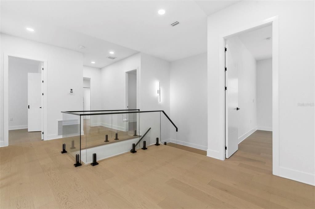 For Sale: $1,699,000 (4 beds, 4 baths, 2946 Square Feet)