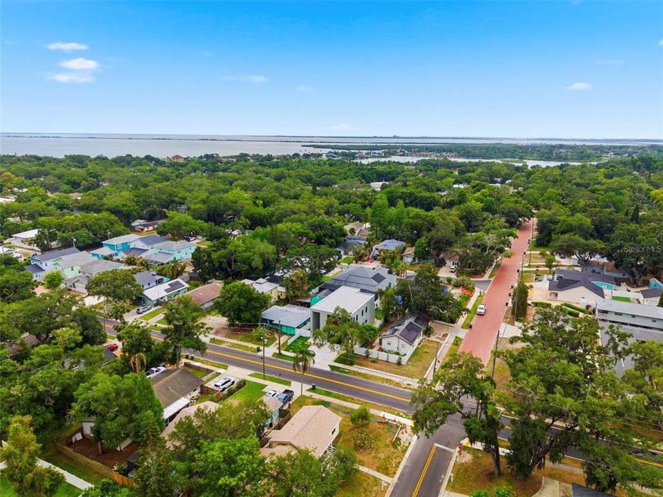 For Sale: $1,699,000 (4 beds, 4 baths, 2946 Square Feet)