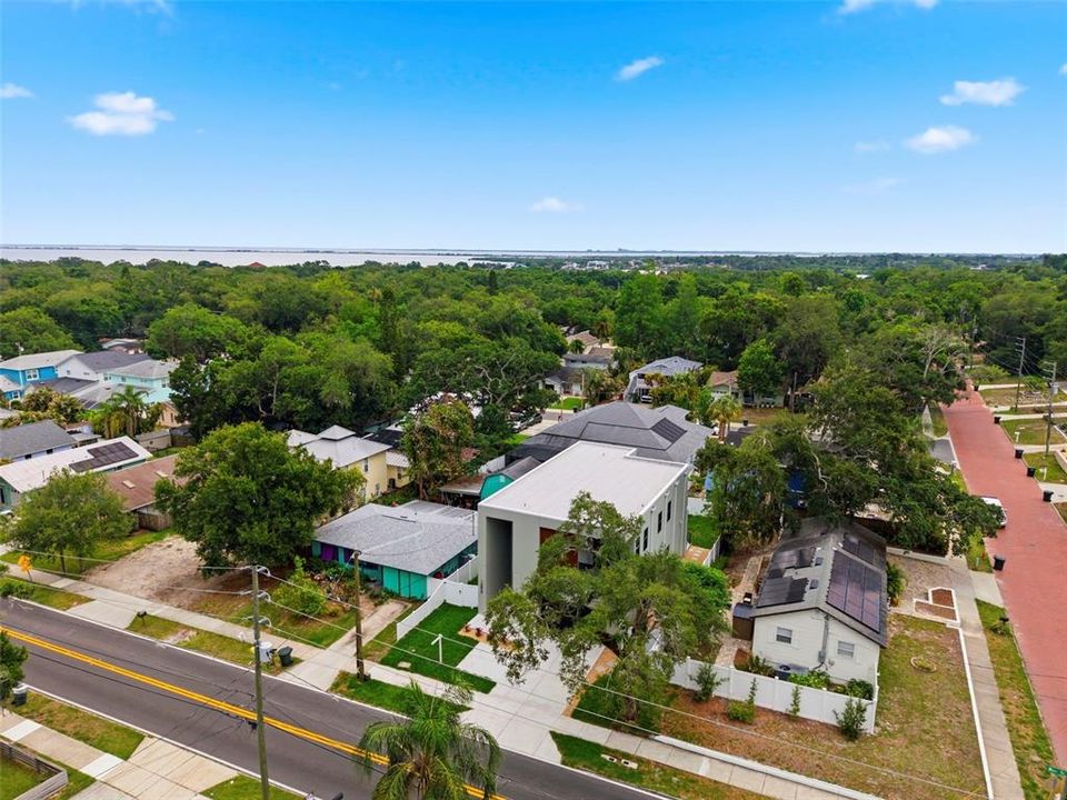For Sale: $1,699,000 (4 beds, 4 baths, 2946 Square Feet)