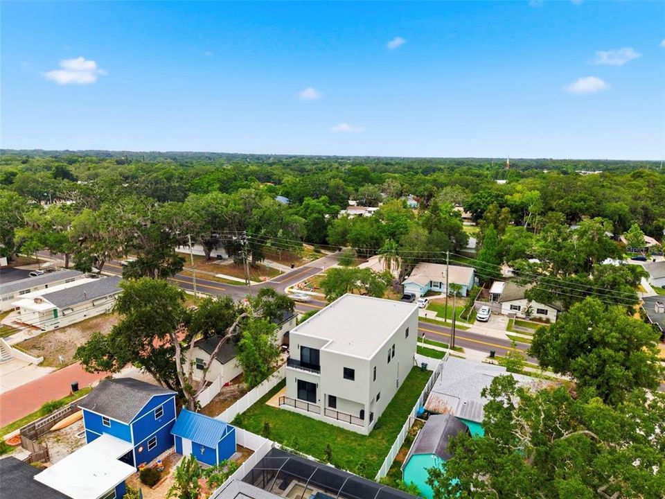 For Sale: $1,699,000 (4 beds, 4 baths, 2946 Square Feet)