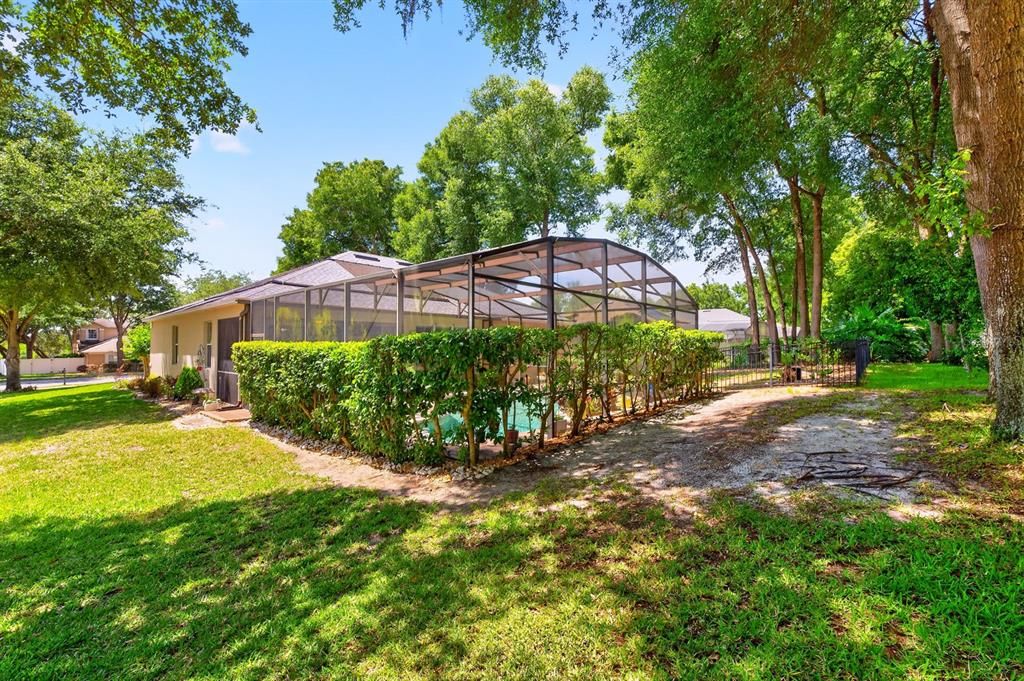 Active With Contract: $599,000 (4 beds, 2 baths, 2327 Square Feet)