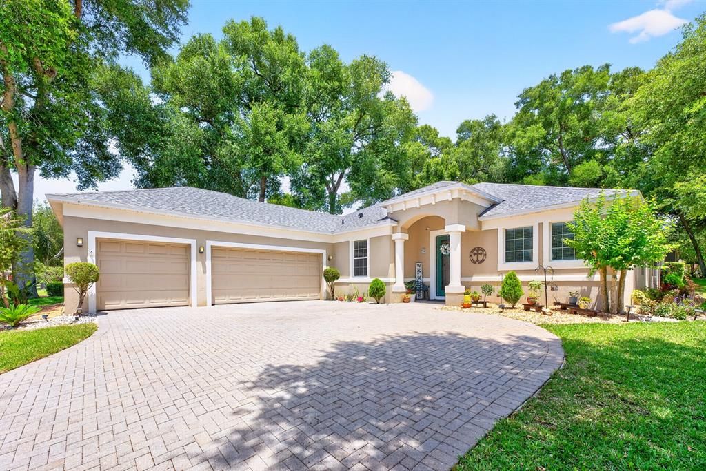 Active With Contract: $599,000 (4 beds, 2 baths, 2327 Square Feet)