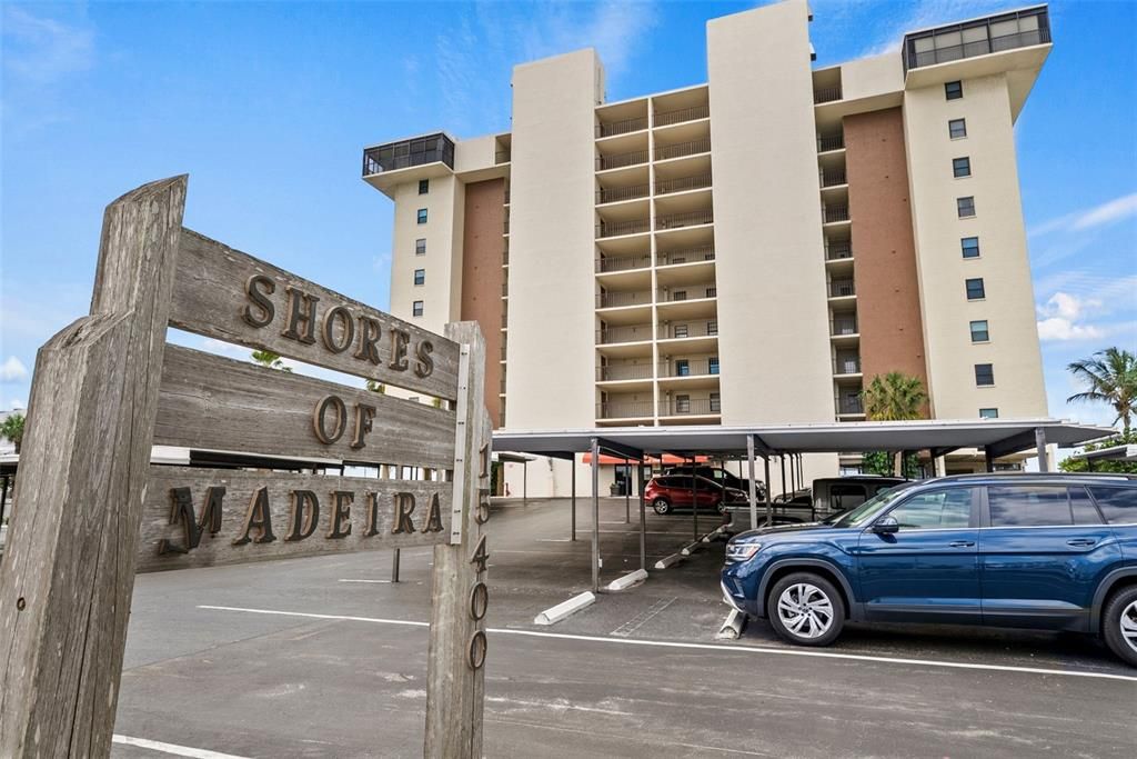 For Sale: $725,000 (2 beds, 2 baths, 1120 Square Feet)