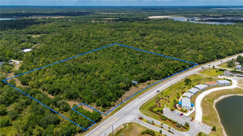 For Sale: $1,200,000 (11.00 acres)