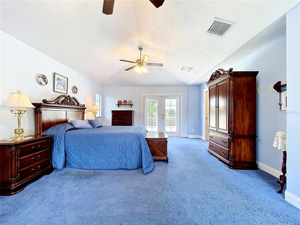 For Sale: $1,325,000 (4 beds, 3 baths, 4505 Square Feet)