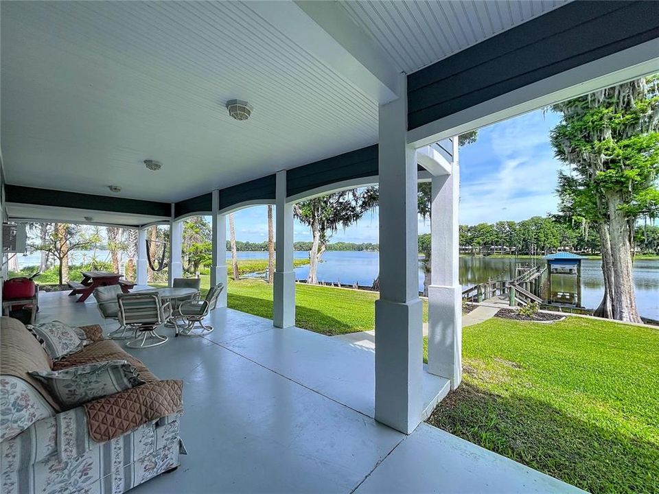 For Sale: $1,325,000 (4 beds, 3 baths, 4505 Square Feet)