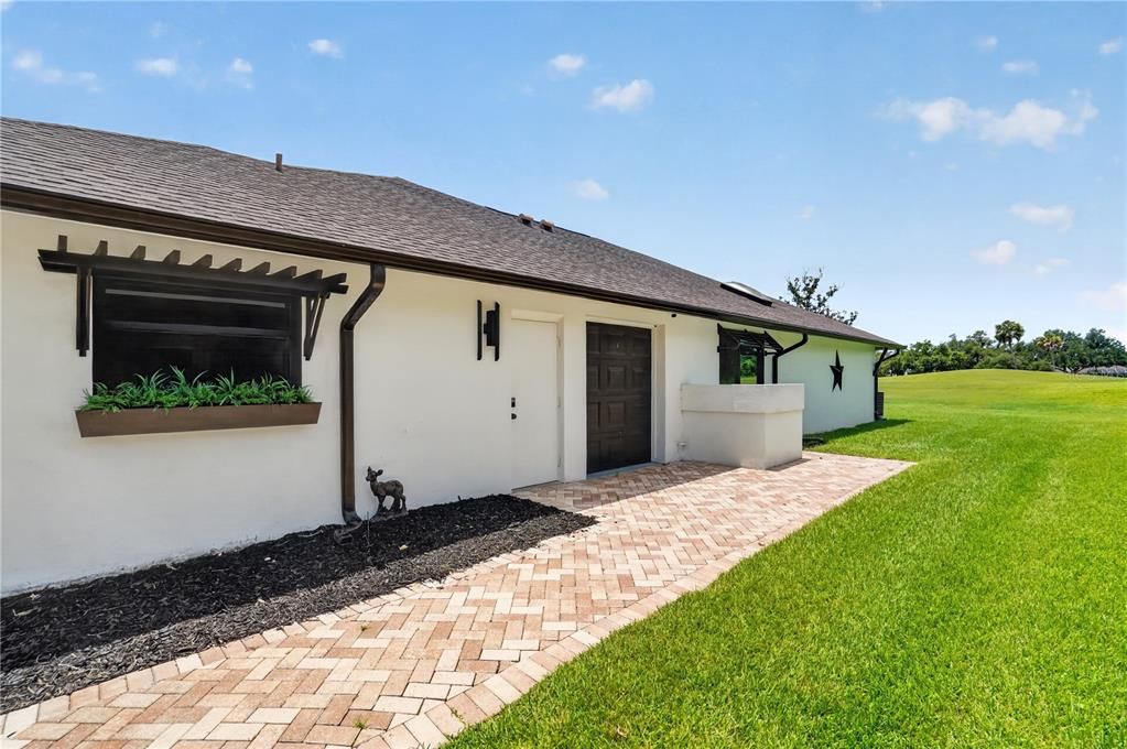 En Venta: $745,000 (3 camas, 3 baños, 2793 Pies cuadrados)
