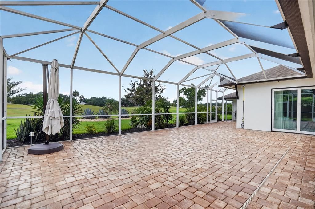En Venta: $745,000 (3 camas, 3 baños, 2793 Pies cuadrados)