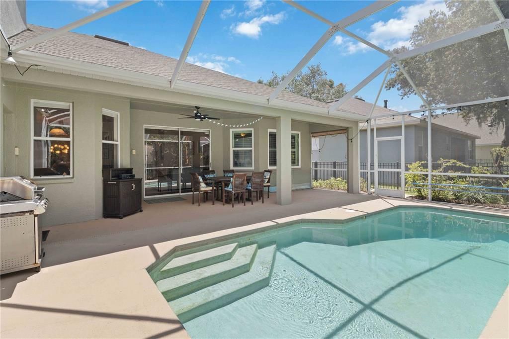 For Sale: $564,700 (4 beds, 3 baths, 2545 Square Feet)