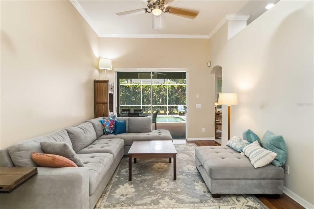 For Sale: $564,700 (4 beds, 3 baths, 2545 Square Feet)