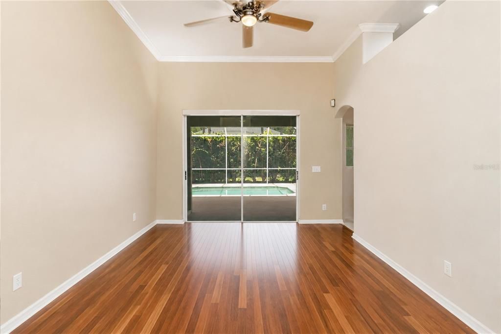 For Sale: $564,700 (4 beds, 3 baths, 2545 Square Feet)