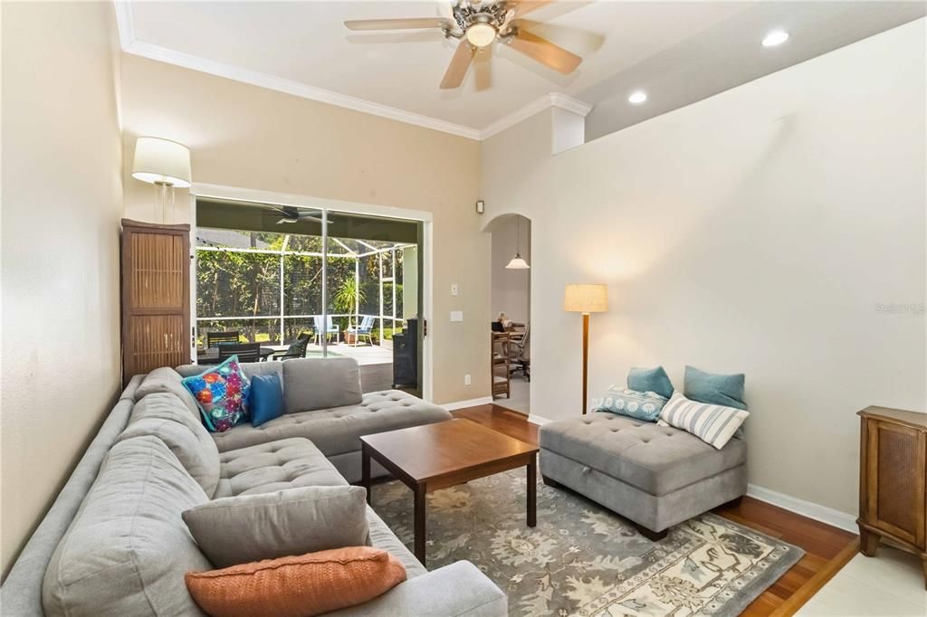 For Sale: $564,700 (4 beds, 3 baths, 2545 Square Feet)