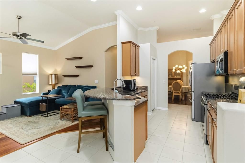 For Sale: $564,700 (4 beds, 3 baths, 2545 Square Feet)